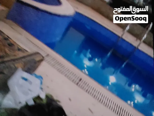 مخزن ارضي عش لبن المكان قريب من التحرير والسعر مغري جدا لا يفوتك العرض للاستفسار اتصل على الرقم