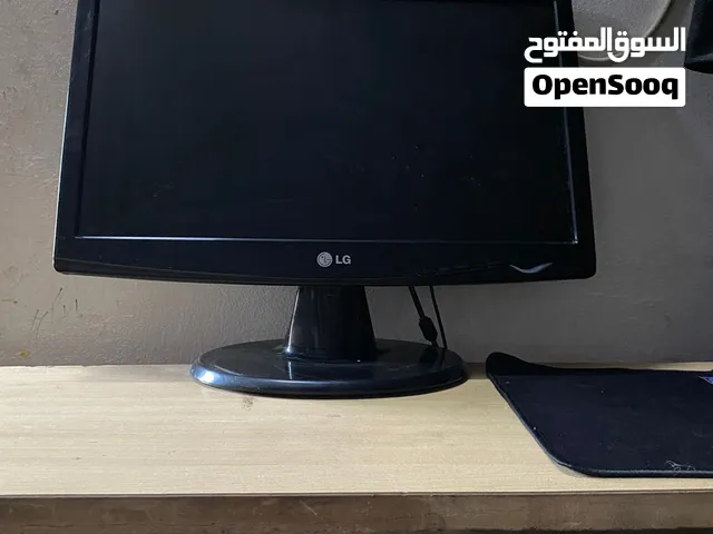 كمبيوتر للبيع بحالة الجديد
