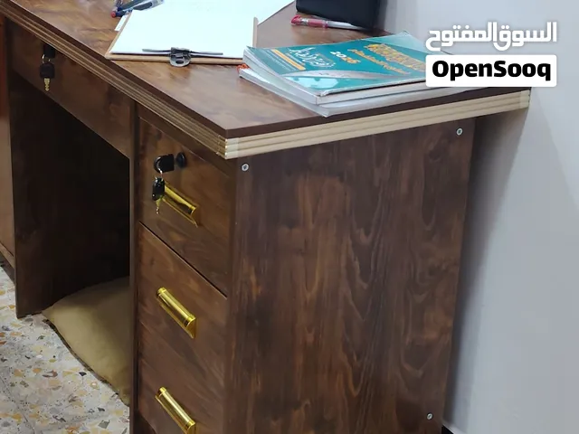 ميز مكتبي و دراسي استعمال اربع 4 جديد جيس