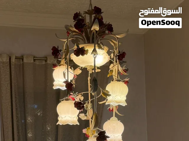 ثريات للبيت فخم و نظيف