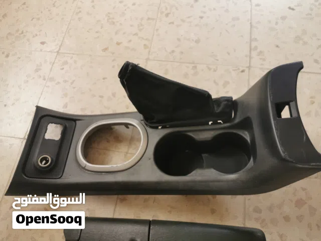 قطع فورد سكيب 2006 هايبرد من الحرة البيع كامل القطع