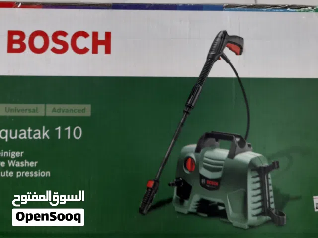 Effortless Cleaning Power with the Bosch Aquatech 1300W.