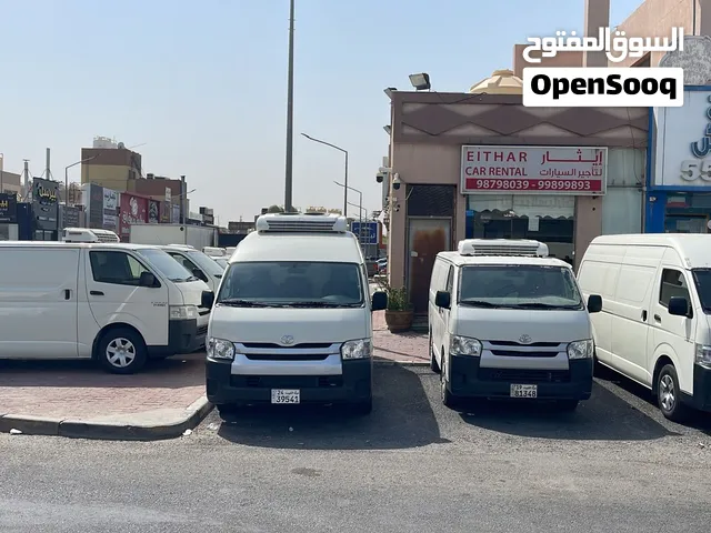 Bus - Van Toyota in Farwaniya