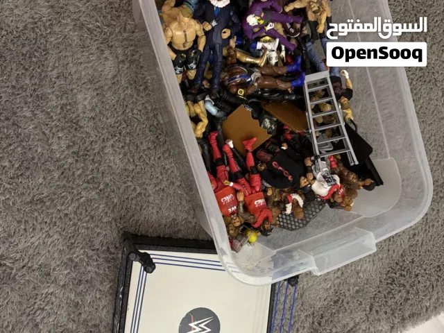 العاب مجسمات اكشن فيغيرز مصارعة مستعمل لمدة 5شهور