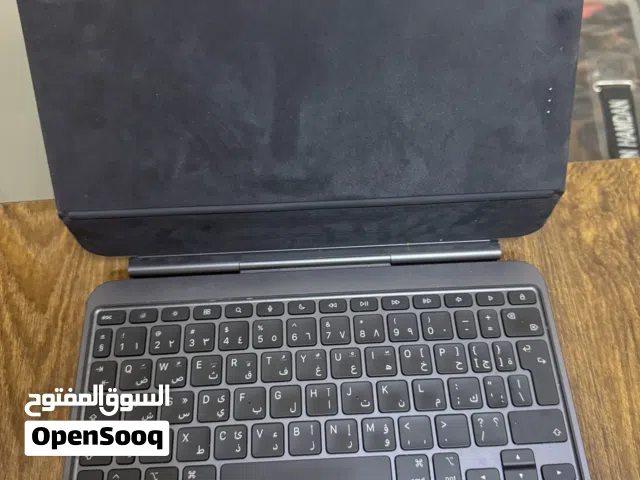 ماجك كيبورت m4