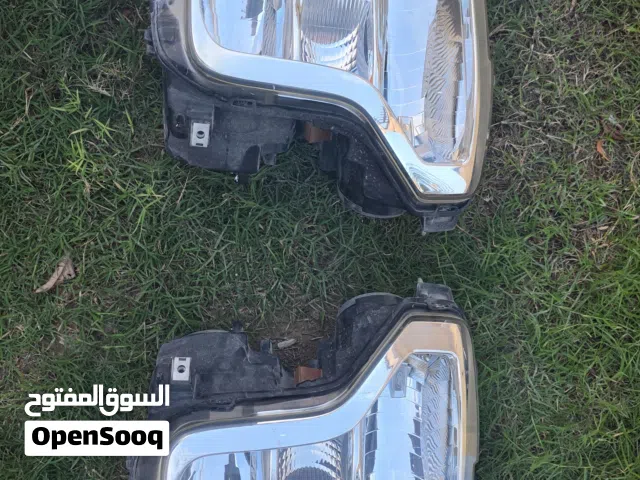 Ford F-150 2015 original headlights and taillights and grill like new