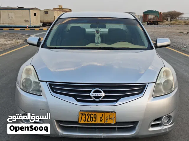 2010 Nissan Altima Sedan with GCC Specs - Silver, Gasoline, Automatic, 5 Seats