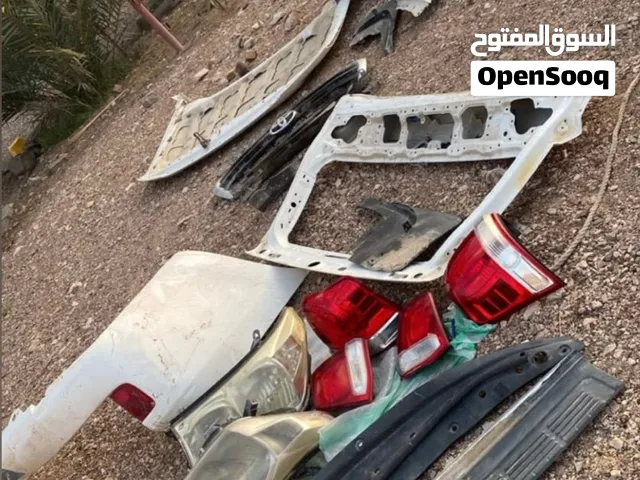 للبيع اغراض لاندكلوزر ستيشن ب القطع او كامل الاغراض وكاله ب الكامل