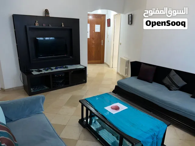 شقة مفروشة ممتازة فيها كل المستلزمات للايجار باليوم على طريق المرسي
