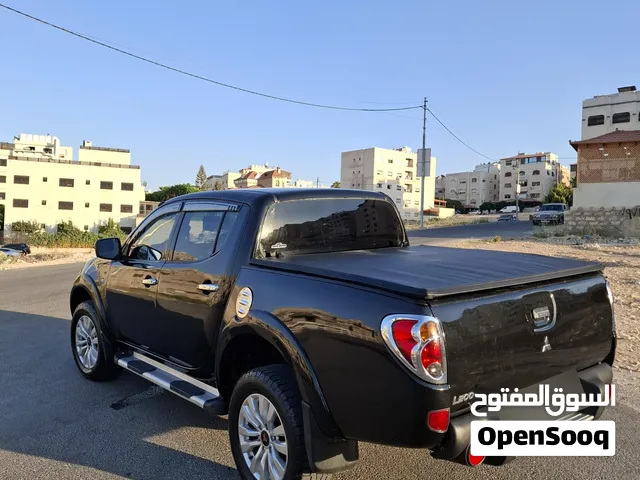 بكب ميتسوبيشي L200 2015 4**4 Standard