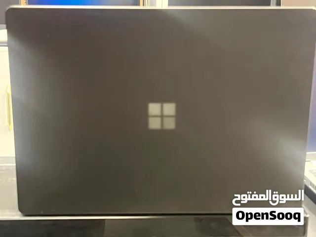 شاشة لمس  core i7 8600 SSD 512gb والشاشة 3k.