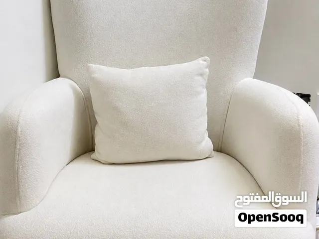 كرسي غرفف نظيف