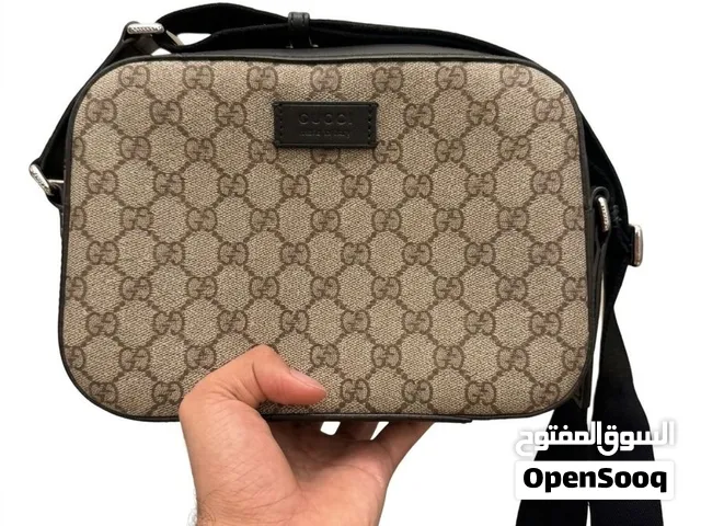 Gucci GG Supreme Monogram Camera Bag (Beige & Black)