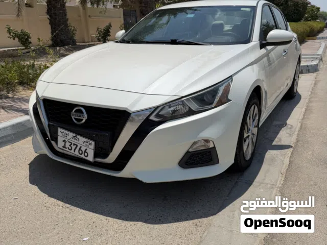 2020 نيسان التيما S