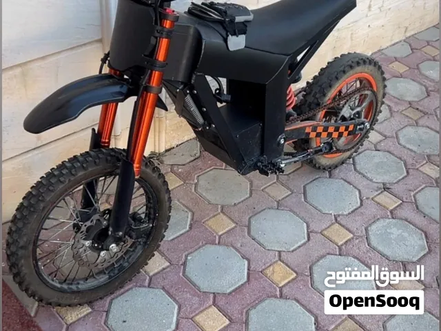 للبيع عطني سعر إذا عيبني شلها عليها ليت امامي و قبضات pro raper و باقي الكلام حق الشاري