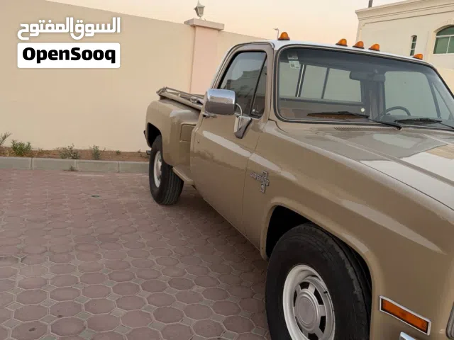 للبيع سياره كلاسيك 1982