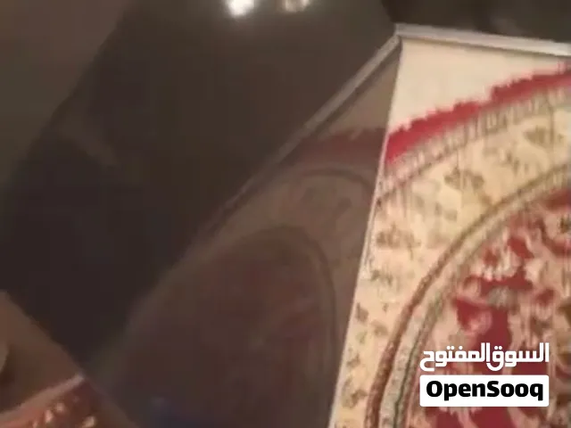 شاشات 65 و 55 عدد 4