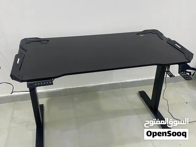 ميز \ مكتب / العاب ( هايدروليك ) يرتفع وينزل