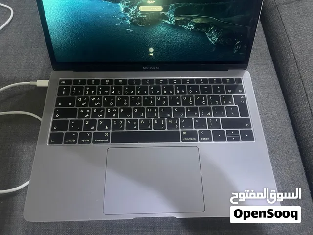 للبيع MacBook Air 13-inch بحالة نظيفة جداً واستخدام محافظ