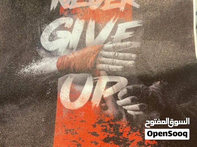 لوحة Never give up لوحة جديدة