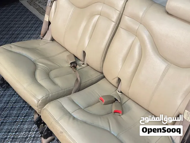سيتات خلفية يوكن 2002