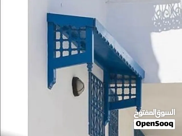 احواض السباحة الشاطئية والبرك الصناعية والبيوت الزجاجية والشلالات والبحيرات