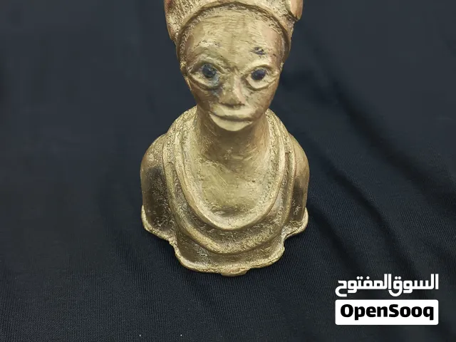 تمتال نحاسي صغير