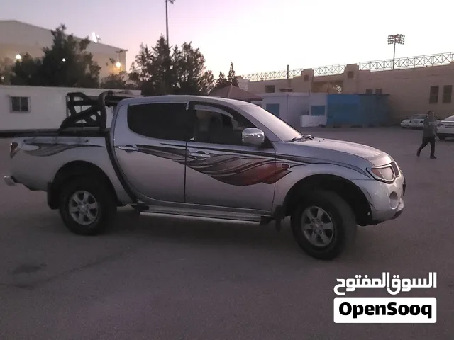 متسوبيشي L200