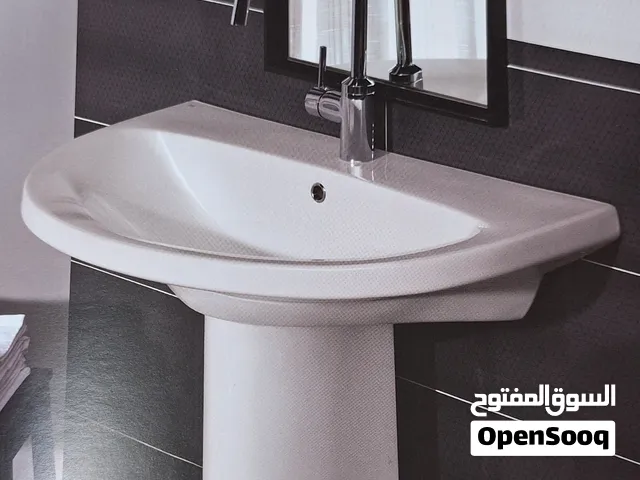 مغسلة عدد2 بحالة ممتازة للبيع