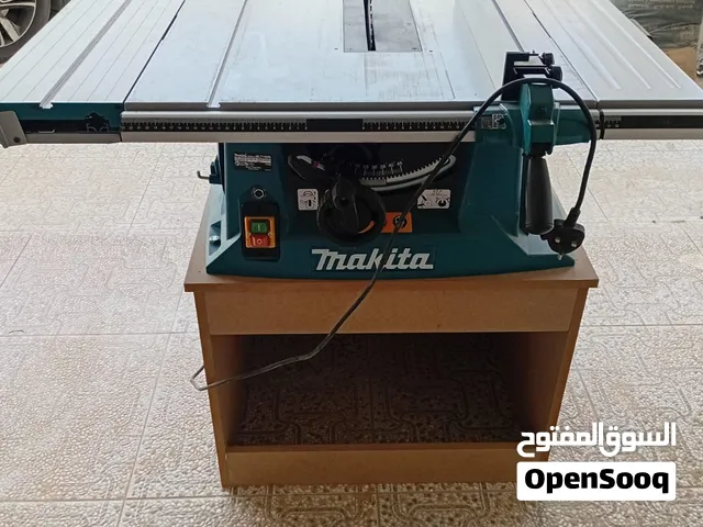 للبيع منشار كهربائي ماركة ماكيتا اصلى غير مستخدم بسعر مناسب جدا