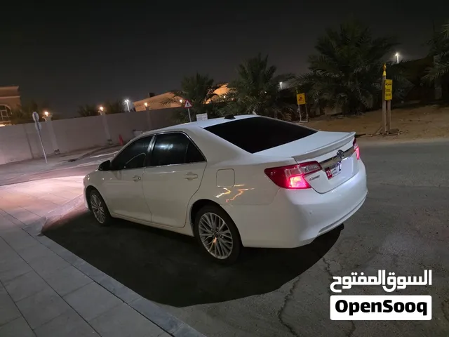 للبيع كامري مديل2015 سيارة نضيفه جدا
