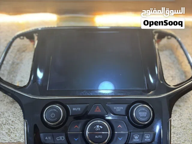 شاشه جيب كراند شيروكي 2021