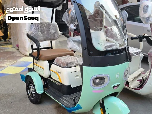 ميني جولف 3 عجلات ومقاعد وكيوت جدا مش هنمشي من الشاليه للبحر ومافيش بنزين اشحن ودور واطلع