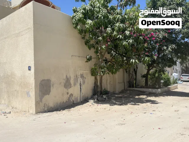 للبيع بيت الشعبي ف عجمان
