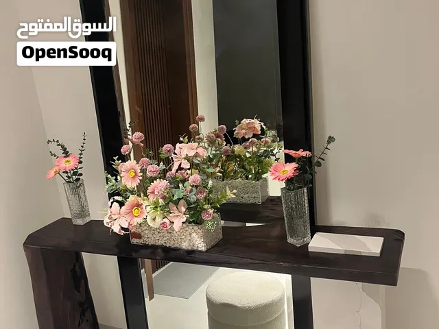طاولة خشب استقبال مرايا