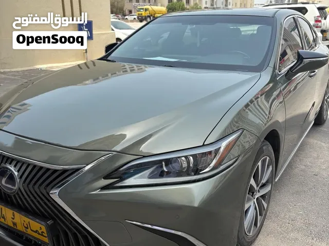 Lexus Es 300   Hybrid  2019 خليجي وكالة بهوان