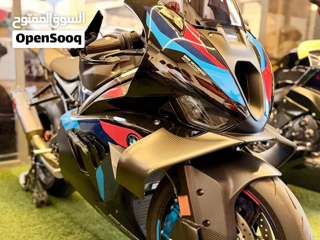 BMW m1000 rr  2025