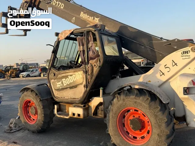 بوبكات رافعة تلسكوبية