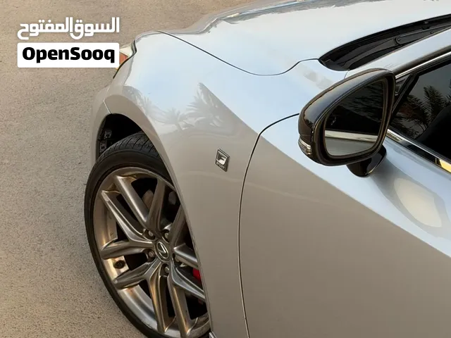 لكزس is موديل 2016