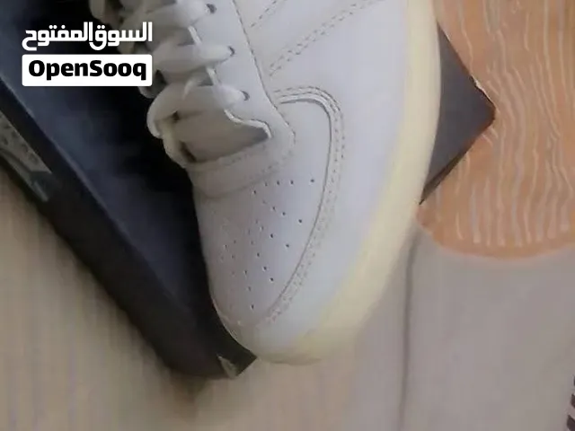 ملابس ماركات