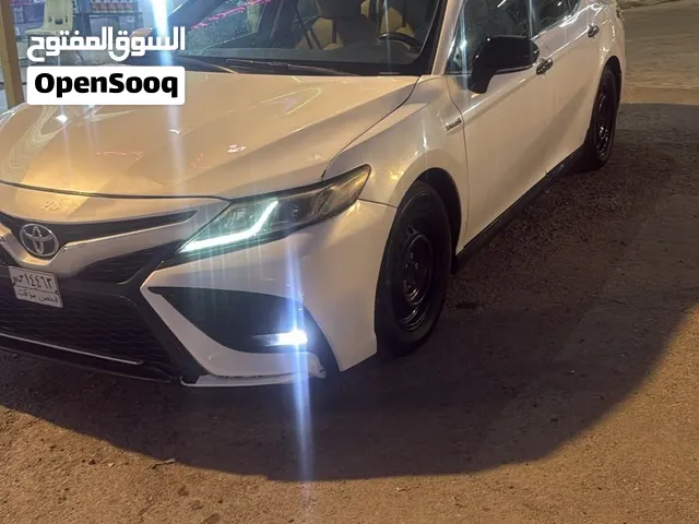كامري 2023  اقصاد مقدم60$ السيارة محدثه الرقم مجاني