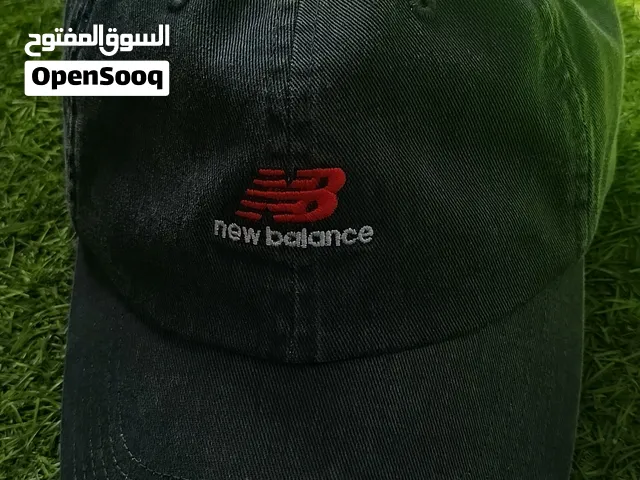 طاقية new balance أصلية جديده