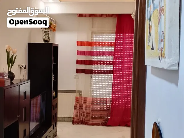 شقة 2 غرف  مؤثث ب حي الواحات   سعر حسب المدة