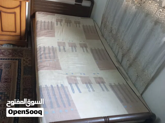 تخت مفرد للبيع