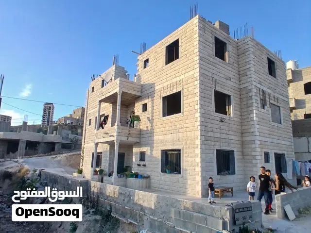 بيت مستقل 3 طباقات  طابق الأول جاهز للسكن مساحه الأرض 600 متر طابو  منطقه مزموريه بالقرب من مصنع بطو