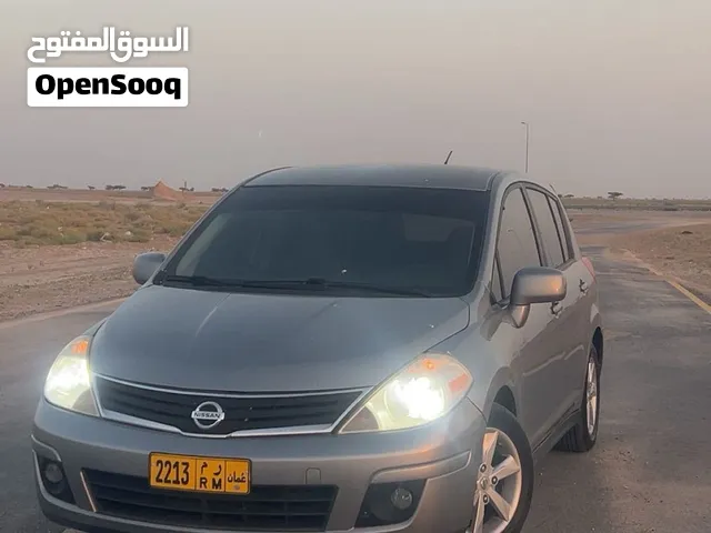 نيسان فيرسا