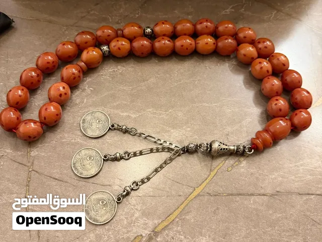 مسبحه مستكة الماني قديم 33 حبه السعر 150 دينار