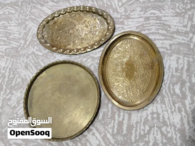 صواني نحاس مزخرفة