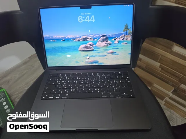 MacBook Pro 14 M4 (16GB 512GB) - الحد 6,000