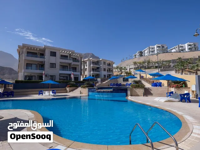 إستلام فورى شاليه للبيع متشطب بالتكييفات ووحدات المطبخ